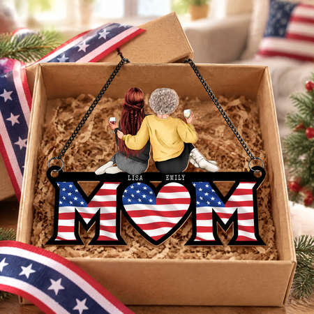 Custom Personalized Suncatcher Ornament with MOM & American Flag Heart P3JJV