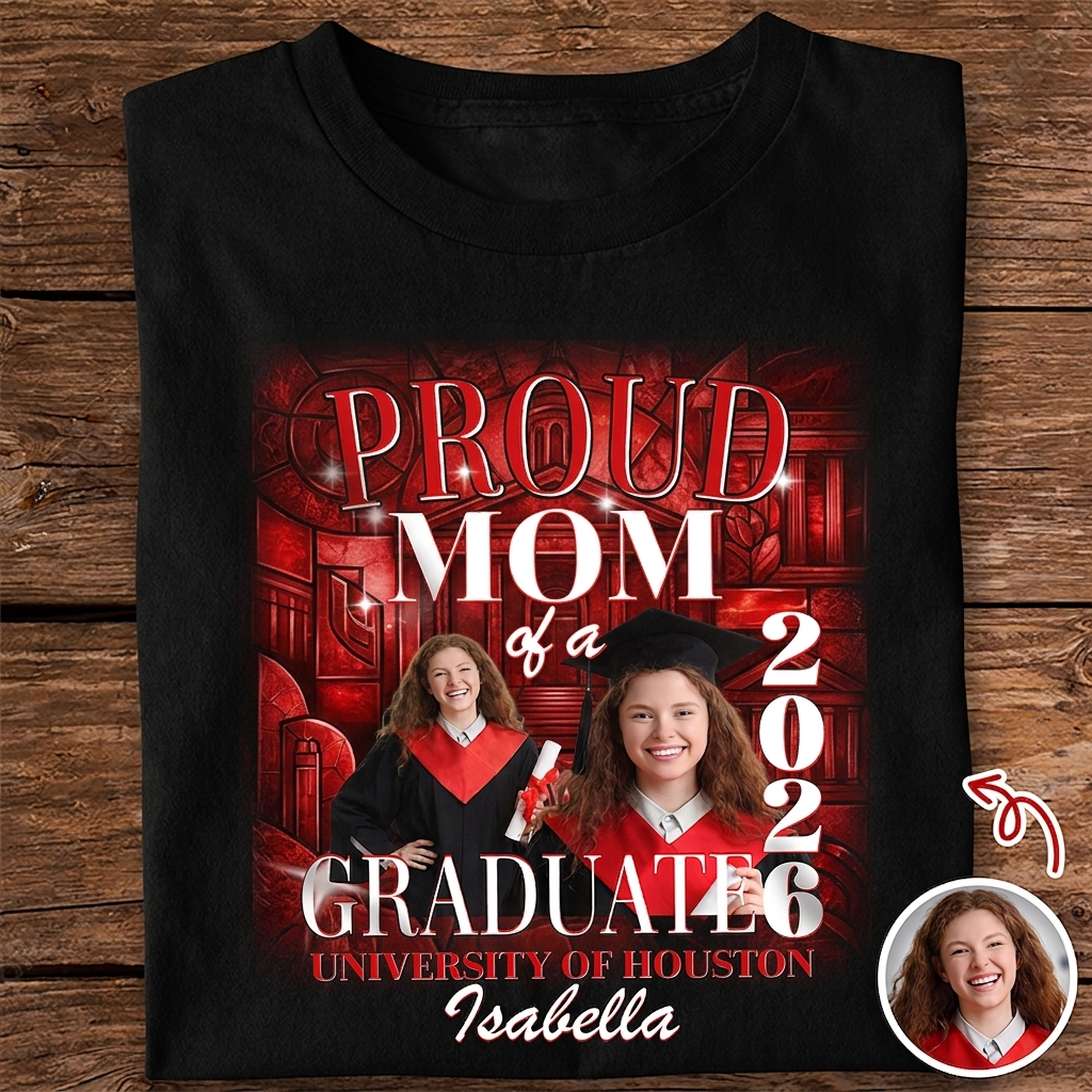 Custom Photo Proud Mom of a 2026 Graduate – Family Matching Graduation Dark Shirt